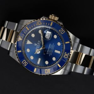 SÅLD Rolex Submariner 126613LB OANVÄND 2025